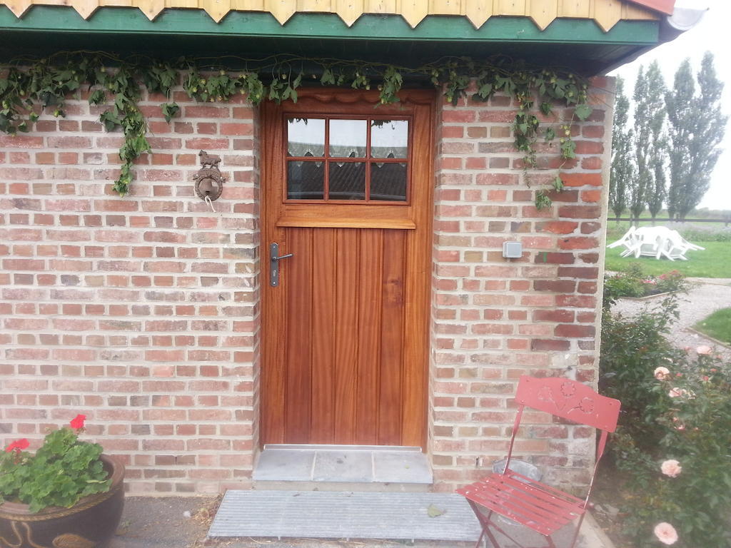 Gite De La Ferme Des Crins Blancs Villa Hazebrouck Ruang foto