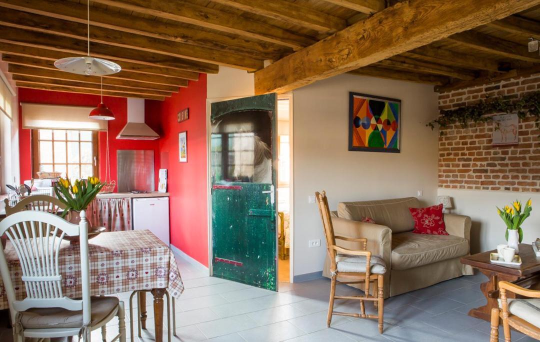Gite De La Ferme Des Crins Blancs Villa Hazebrouck Bagian luar foto